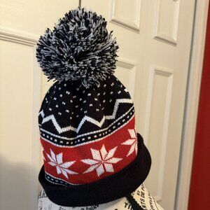 ITEM NO. 12: Winter wool hat.